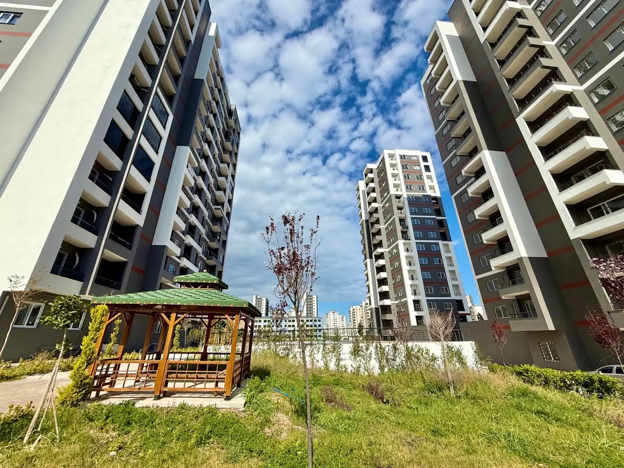 Rent of an apartment 3 floor 2+1 in Mersin, Tedge-EM-S-3-21