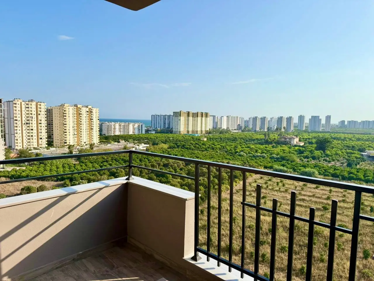 Rent 1+1 apartment in Cesmeli, Mersin - Oh-10-100 