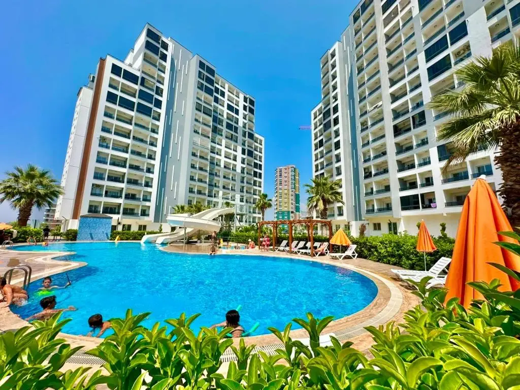 Квартира 1+1 в новом доме рядом с морем в Мерсине, Мезитли - Aa530175