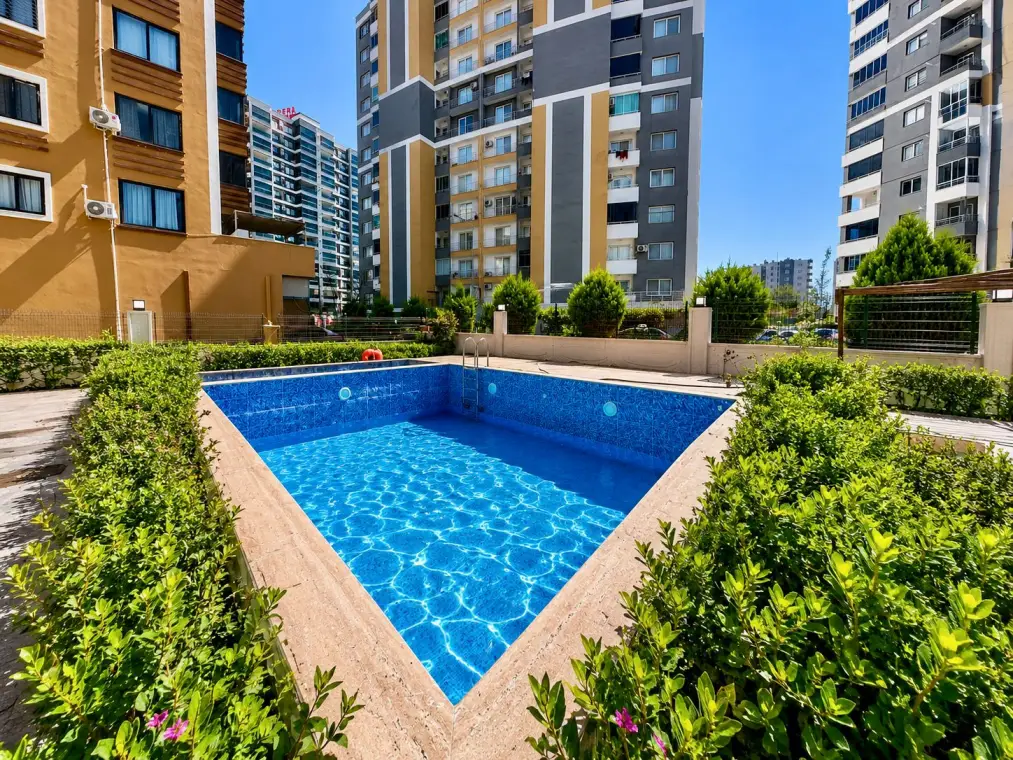 2+1 apartment in a new complex with an excellent location, Mersin, Tece - AS500521