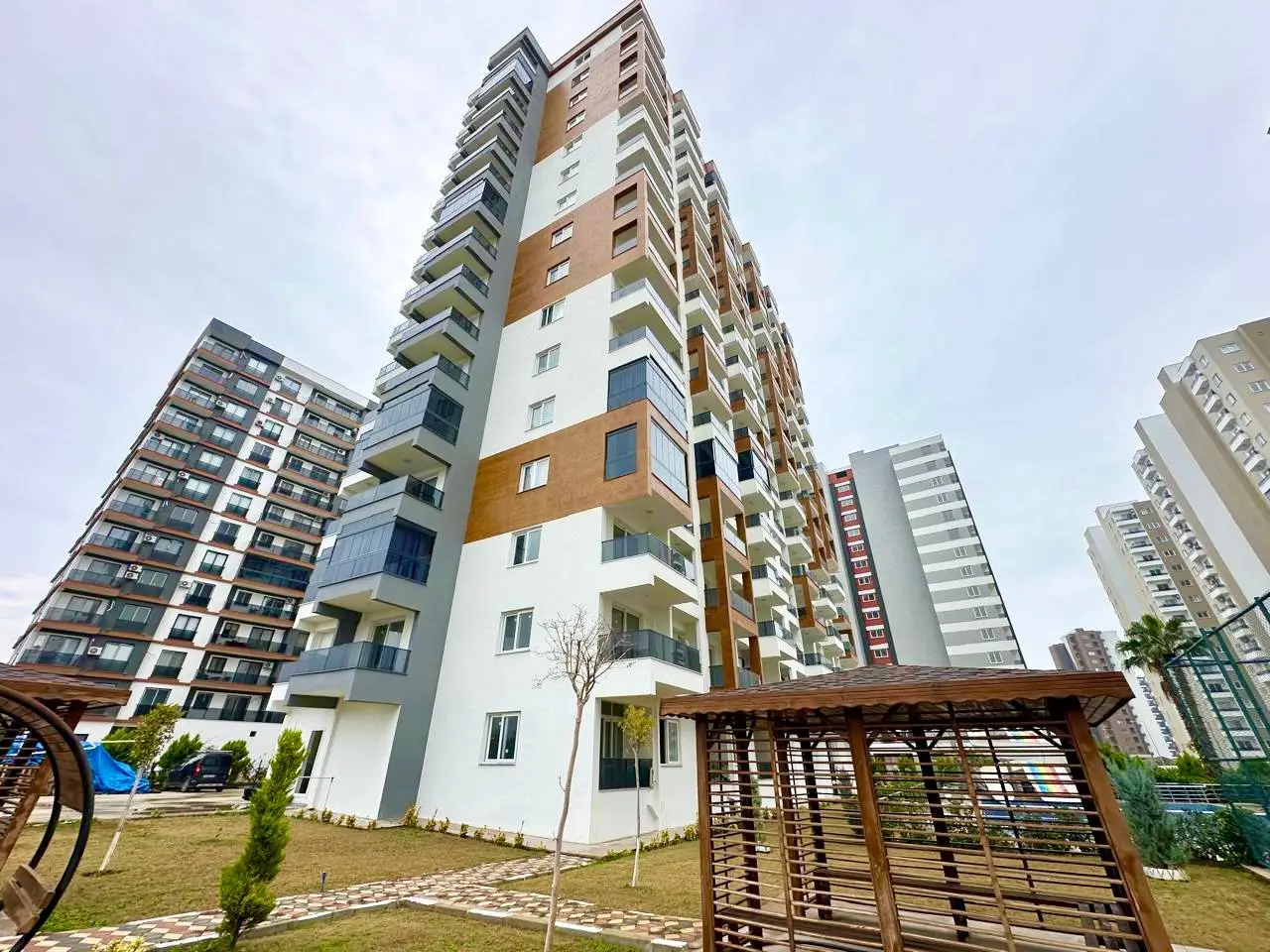 1+1 Apartment with Separate Kitchen in Arpaçbahşış, Mersin - Lu50113w