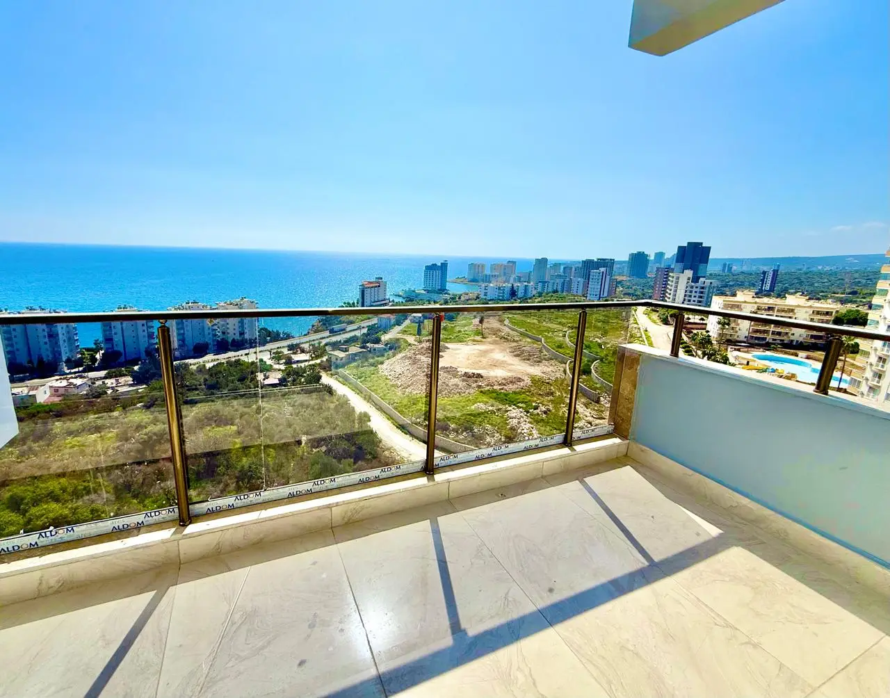 Duplex with a panoramic view of the sea along the residence permit, Ayash - KLS51
