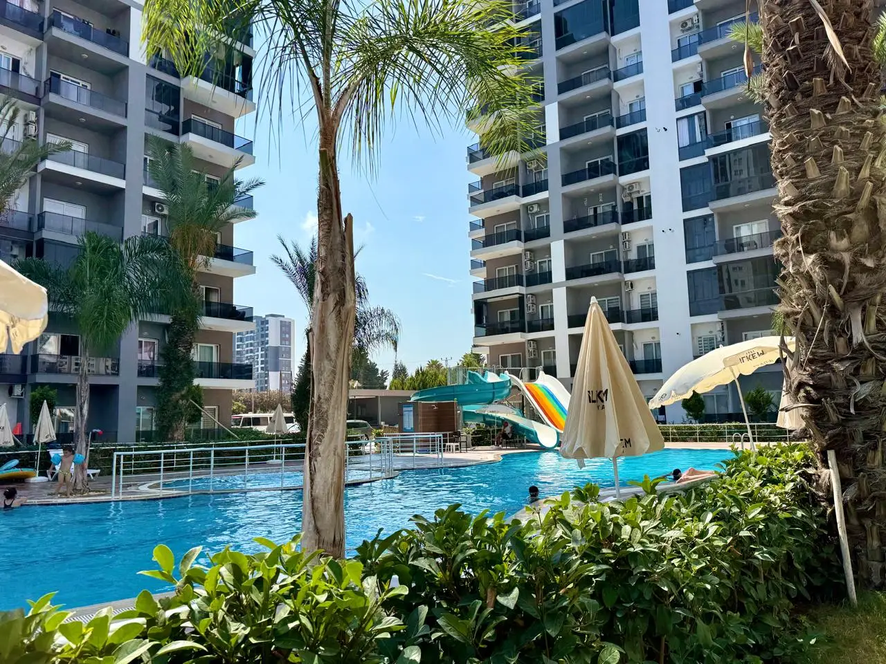 Теже, Мерсиндегі теңіз көрінісі бар 1+1 пәтер - RE5021478v