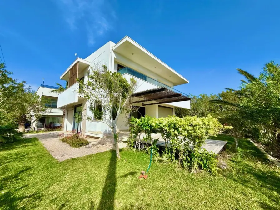 Villa 4+1 an der ersten Uferpromenade, Tashuju, Mersin - Ft75167v