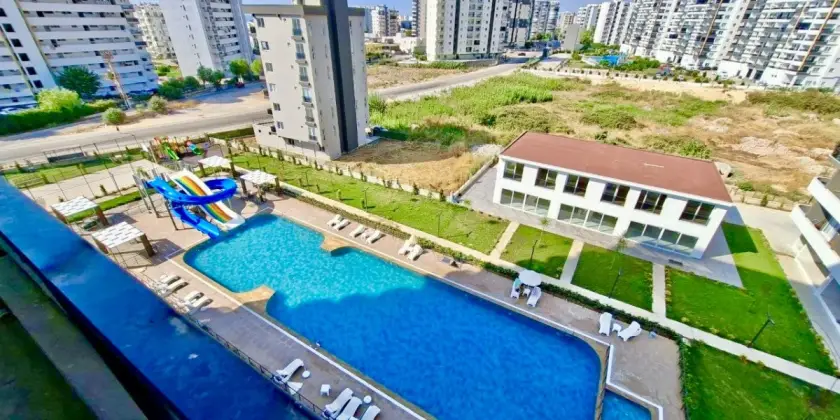 Квартира 1+1 в Мерсине, Томюк - Mm400652