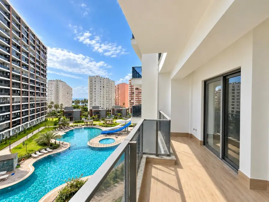1+1 apartment in a premium complex in Mersin, Tomuk - Asv556056