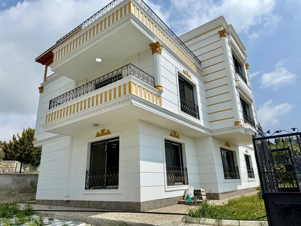 Villa 6+2 with panoramic view, Yenişehir, Mersin - VILEN62v