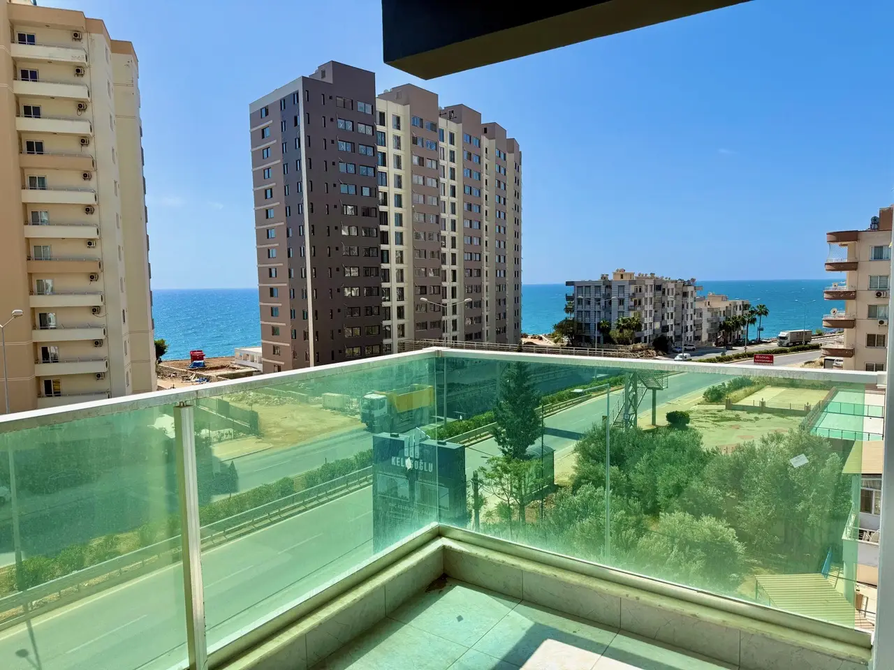 Apartment 2+1 on the first coastline Ayash, Mersin - Ft75163v