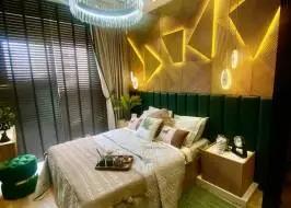 photo_5384343071996631596_y_original